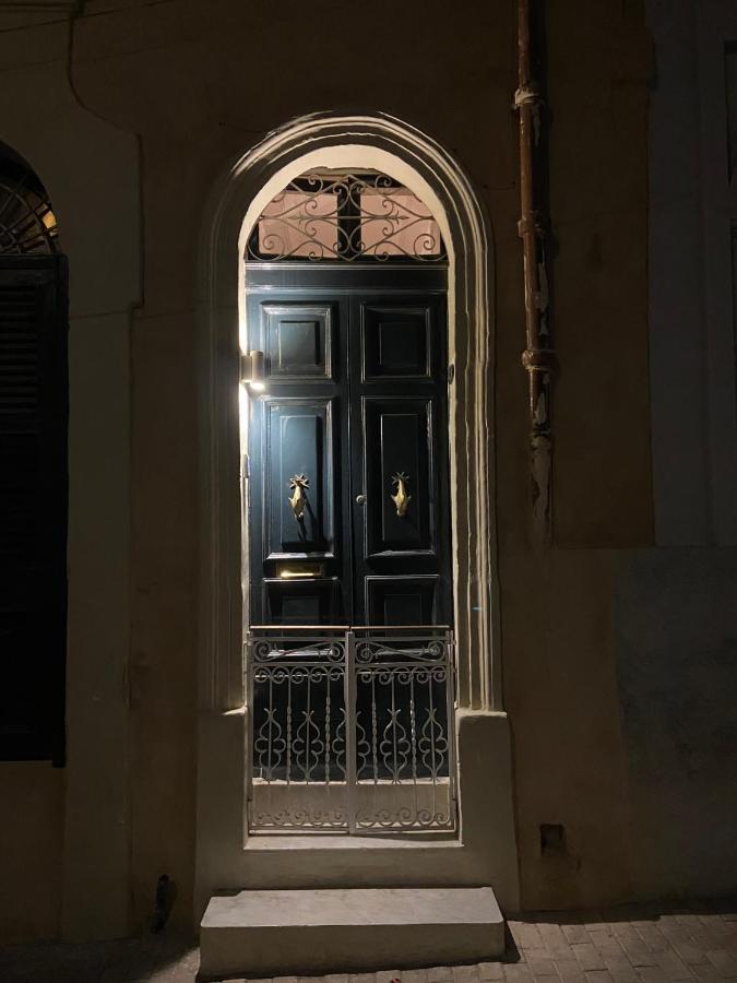 Apartament No 25 2