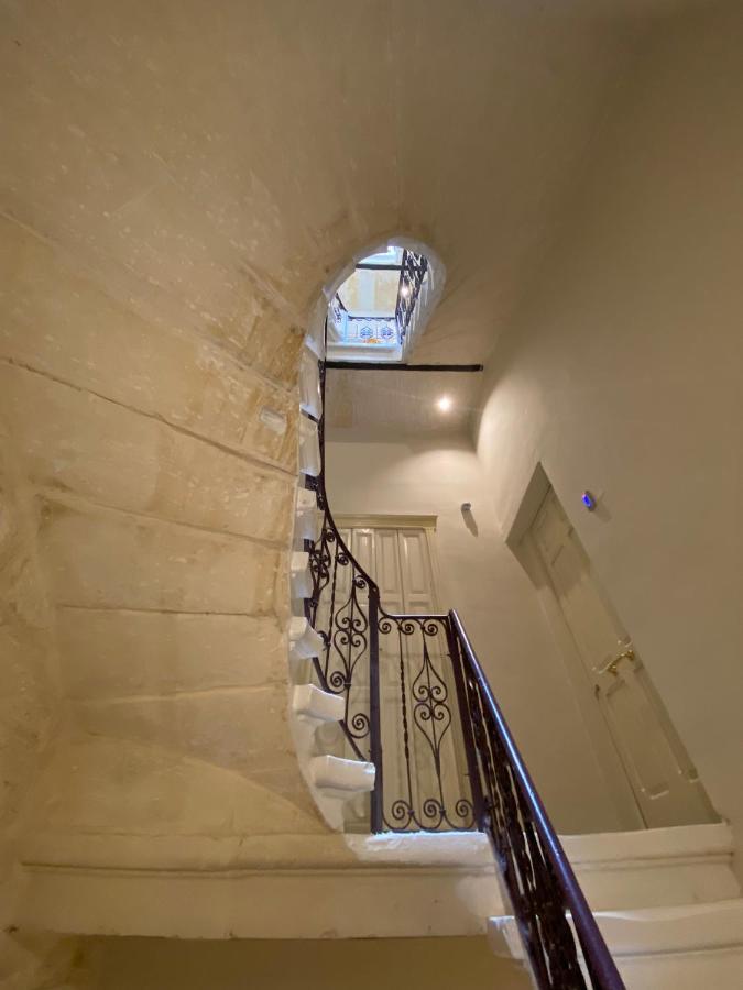 No 25 2 Apartament Birgu